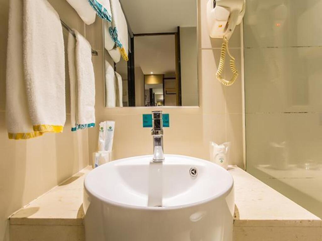 Линшань: City Comfort Inn Qinzhou Linshan Jiangnan Road Branch