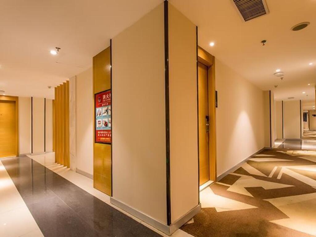 Линшань: City Comfort Inn Qinzhou Linshan Jiangnan Road Branch