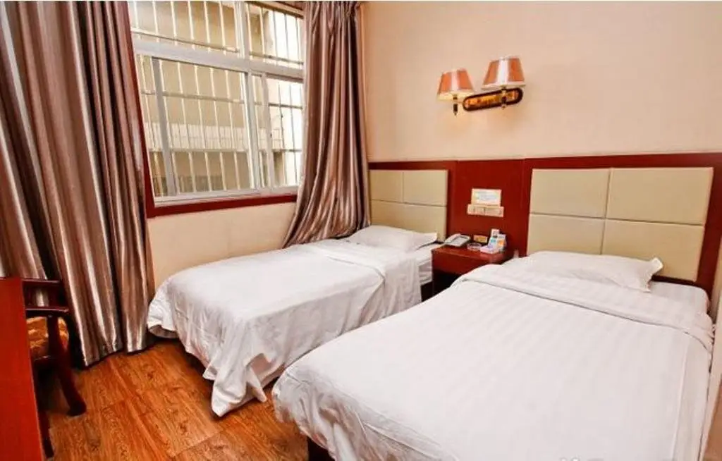 Lintong Wenjun Express Hotel — фото 1