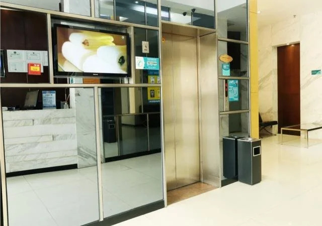 Лючжоу: City Comfort Inn Liuzhou Rongjun Road