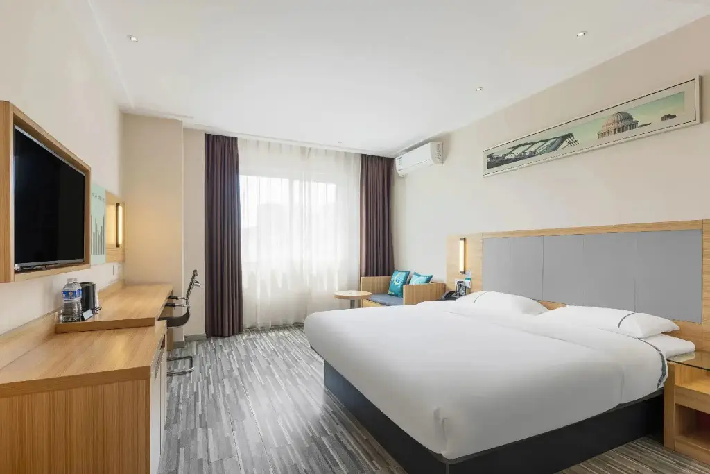 Лючжоу: City Comfort Inn Liuzhou Chengzhong Wanda Plaza