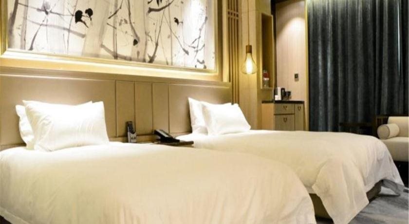 Цзинань: Enjoy Hotel