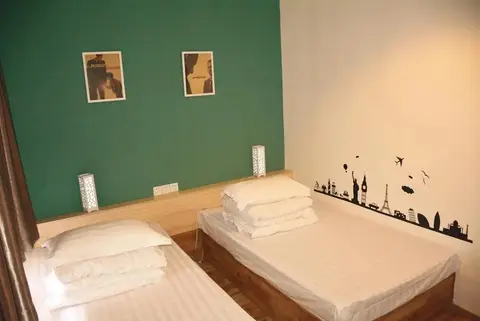 Zhangjiajie Peakcap Backpacker Hostel — фото 1