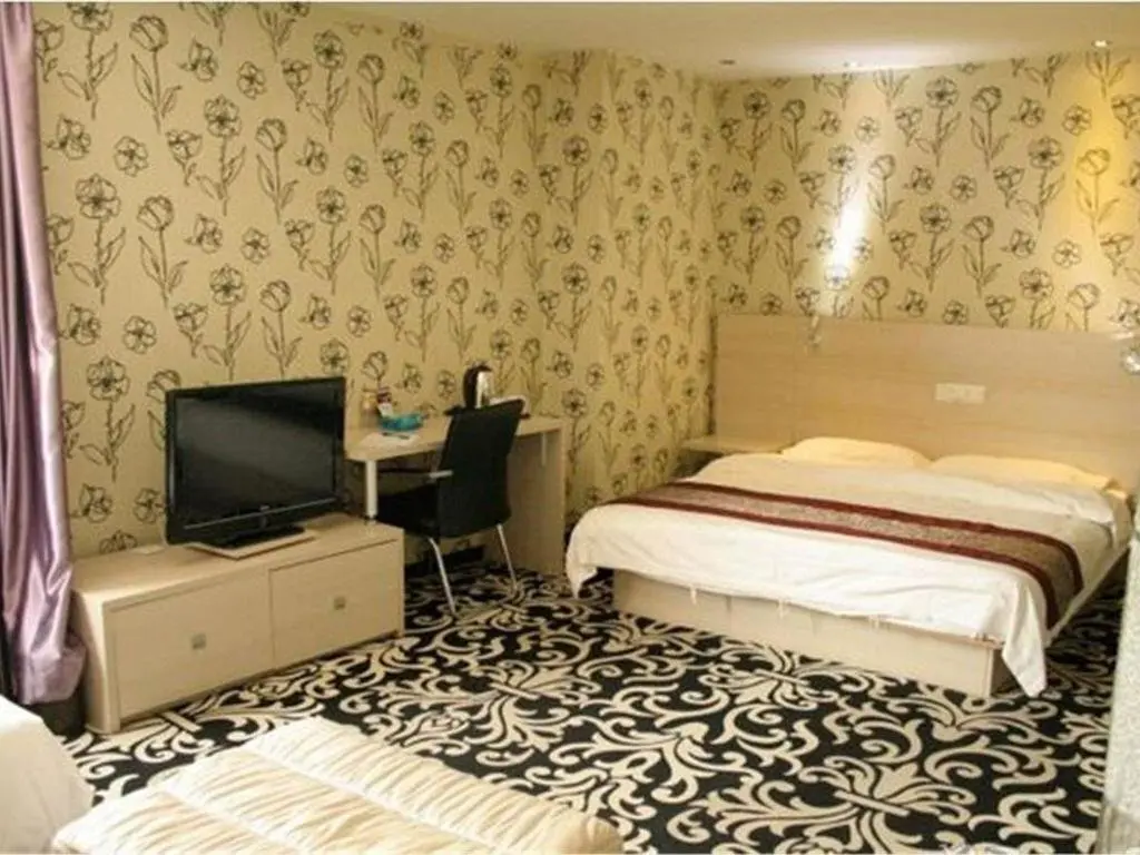 Иньчуань: Super 8 Hotel Yinchuan QiRong Qing He Bei Jie