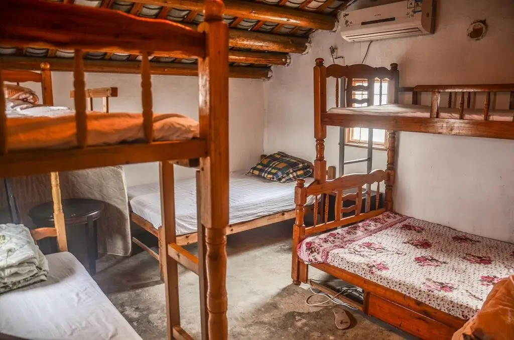 Шэньчжэнь: Stone Youth Hostel