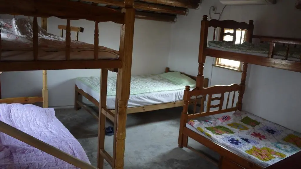 Шэньчжэнь: Stone Youth Hostel