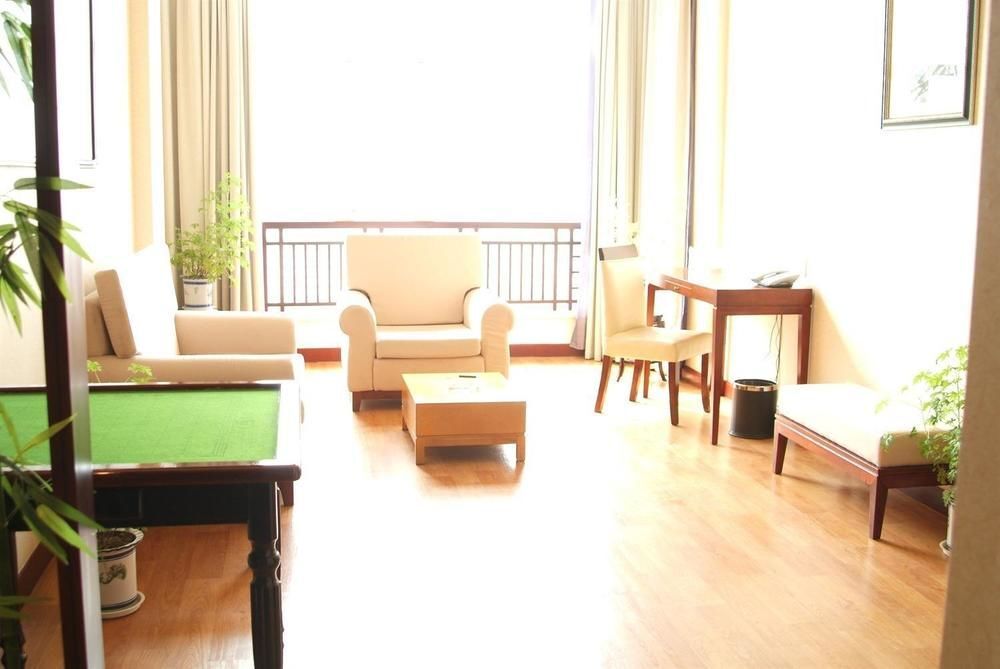 Чжунвэй: Shapotou Holiday Hotel