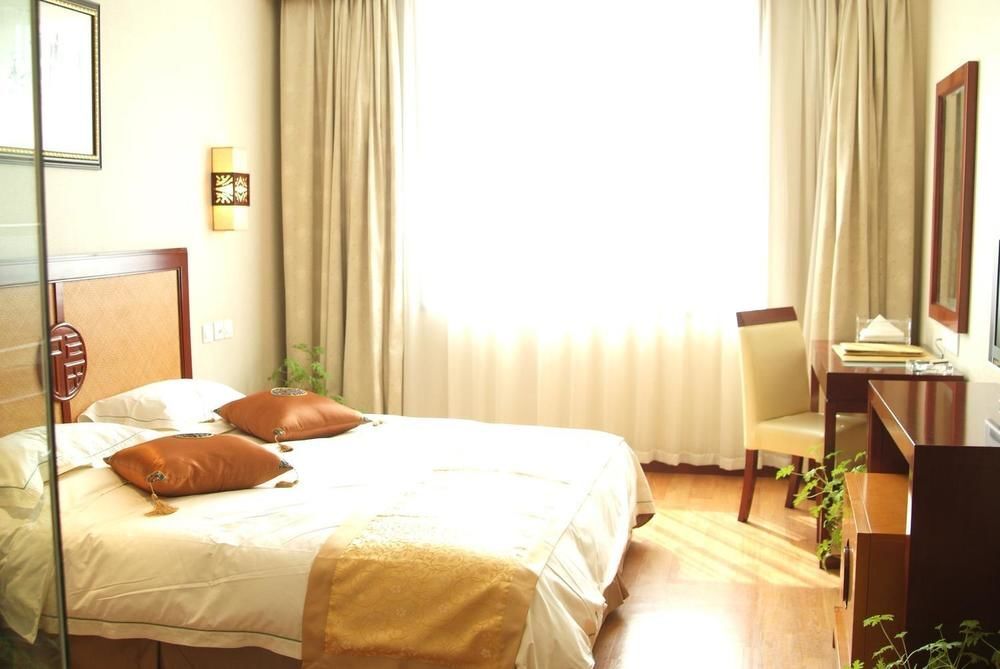 Чжунвэй: Shapotou Holiday Hotel