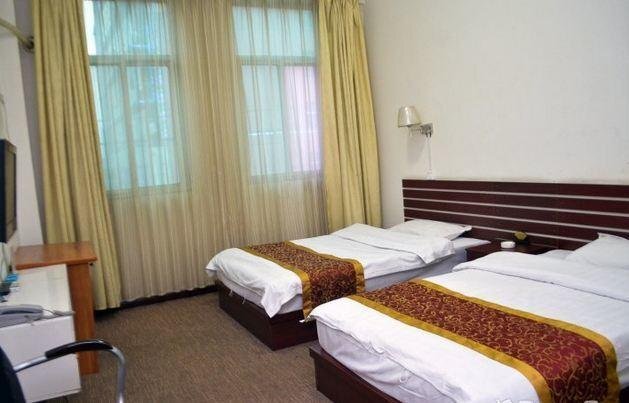 Цзяочжоу: Jiaozuo Jiangtian Express Hotel