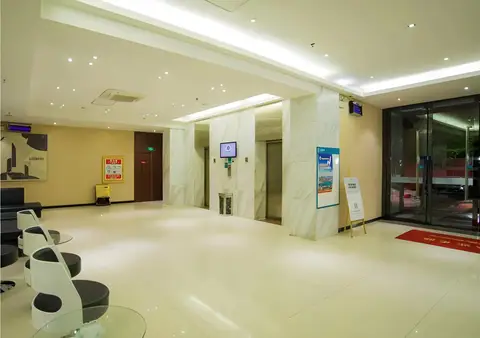 City Comfort Inn Liuzhou Beique Road Huang Village — фото 1