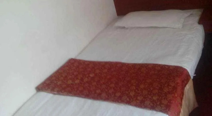 Sunshine Hotel Xijing Hospital — фото 1