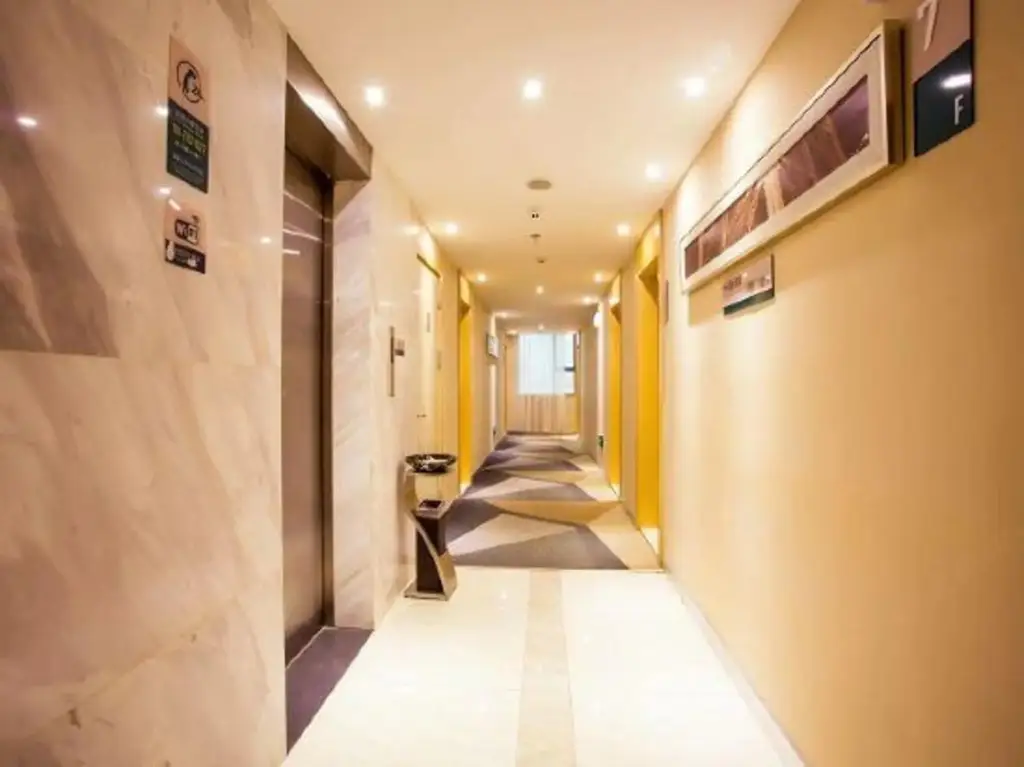 Гуйлинь: City Comfort Inn Guilin Airport Avenue Hongling Road