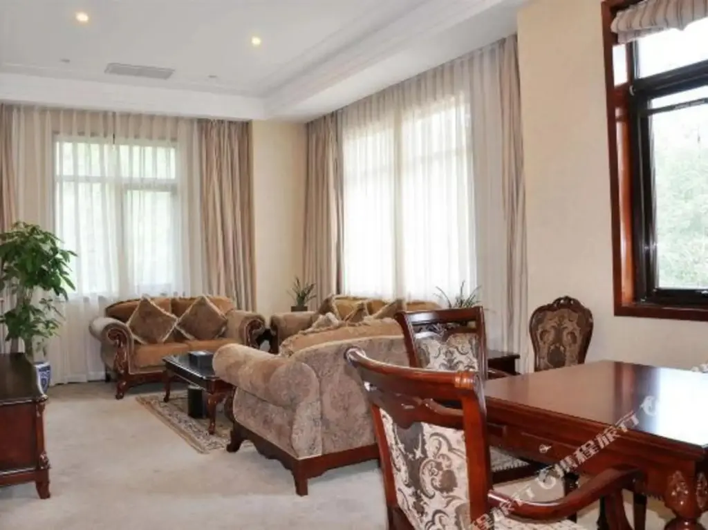 Пекин: Fragrant Hills Holiday Business Hotel
