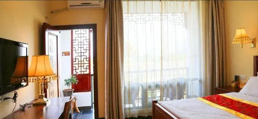 Yangshuo LanShengge Hotel — фото 1