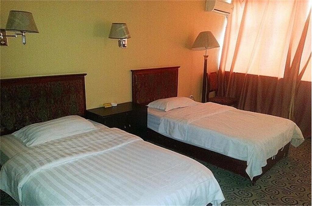 Урумчи: Urumchi Lisen Business Hotel