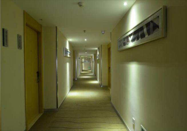 Ухань: City Comfort Inn Wuhan Guanggu Finance Port