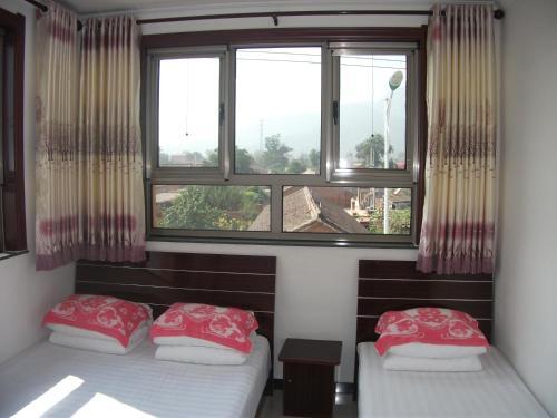 Пекин: Longqingxia Jixiangyu Guesthouse