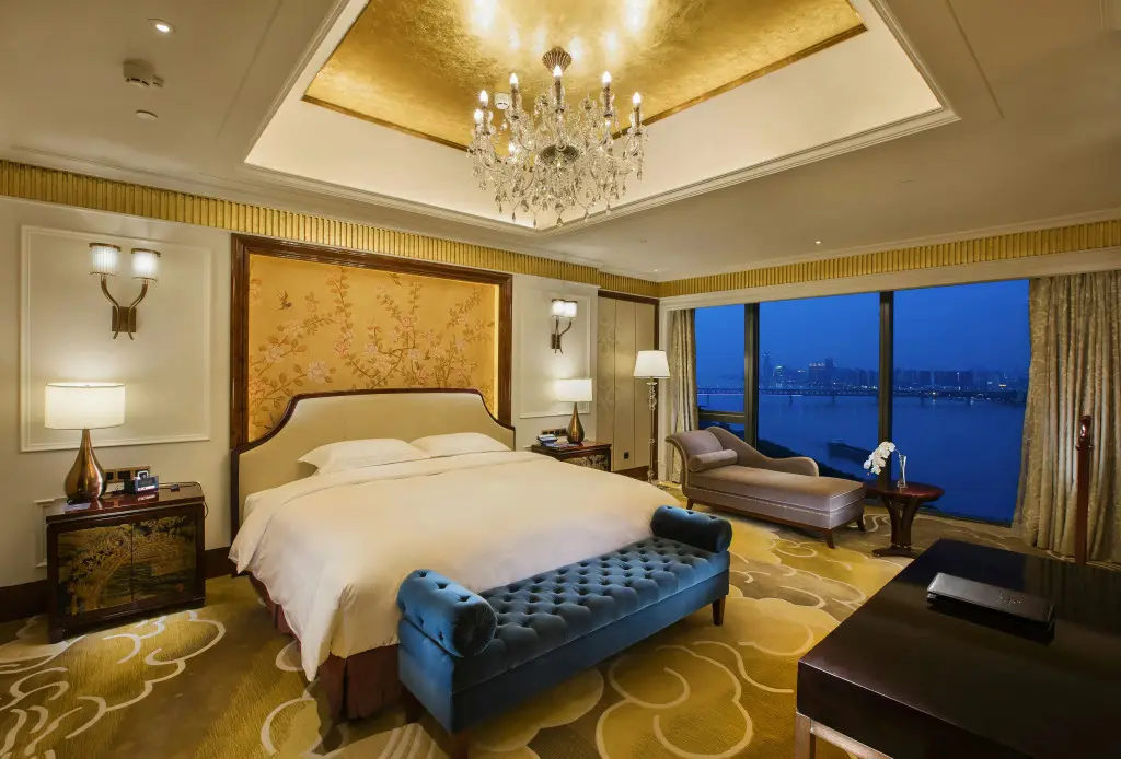 Ухань: Hilton Wuhan Riverside