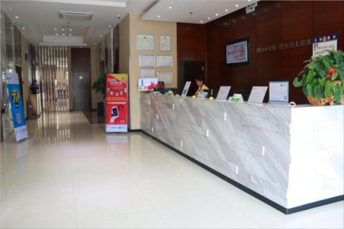 Чунцзо: City Comfort Inn Pingxiang Nanda Road
