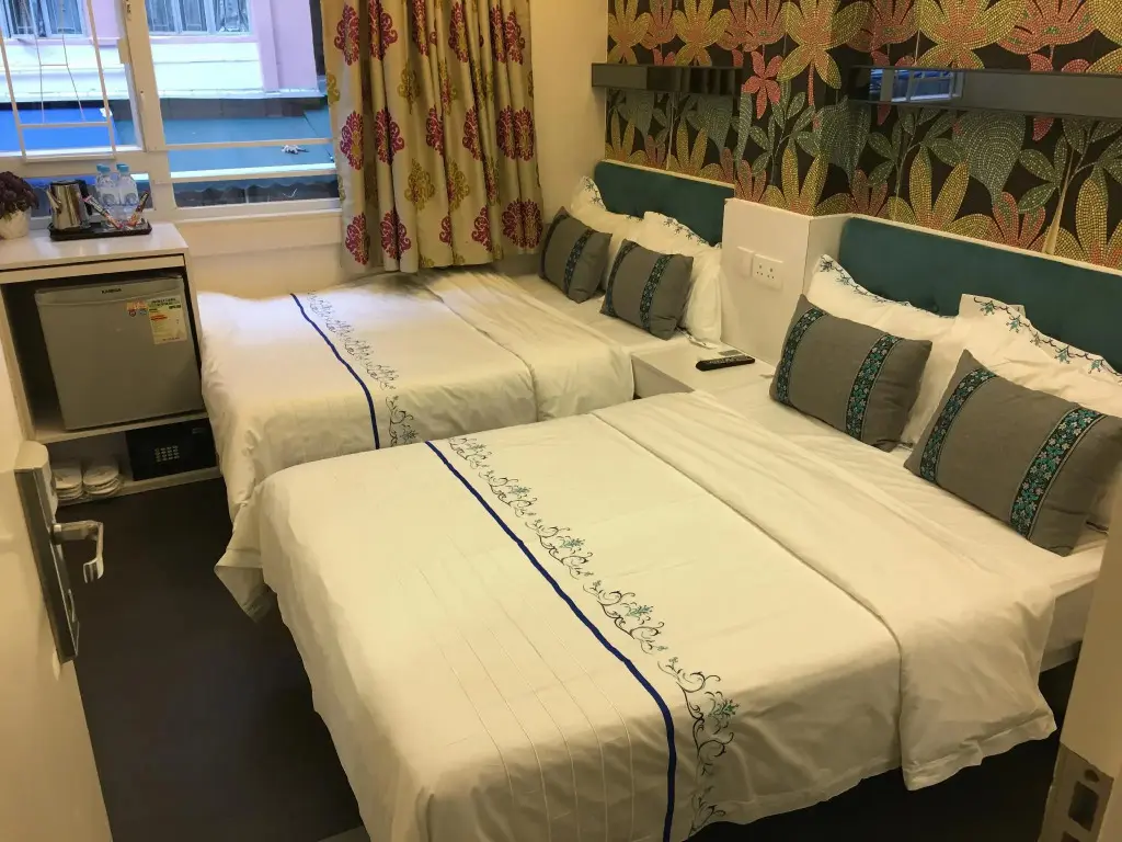 Гонконг: Seasons Hotel - Tsim sha tsui