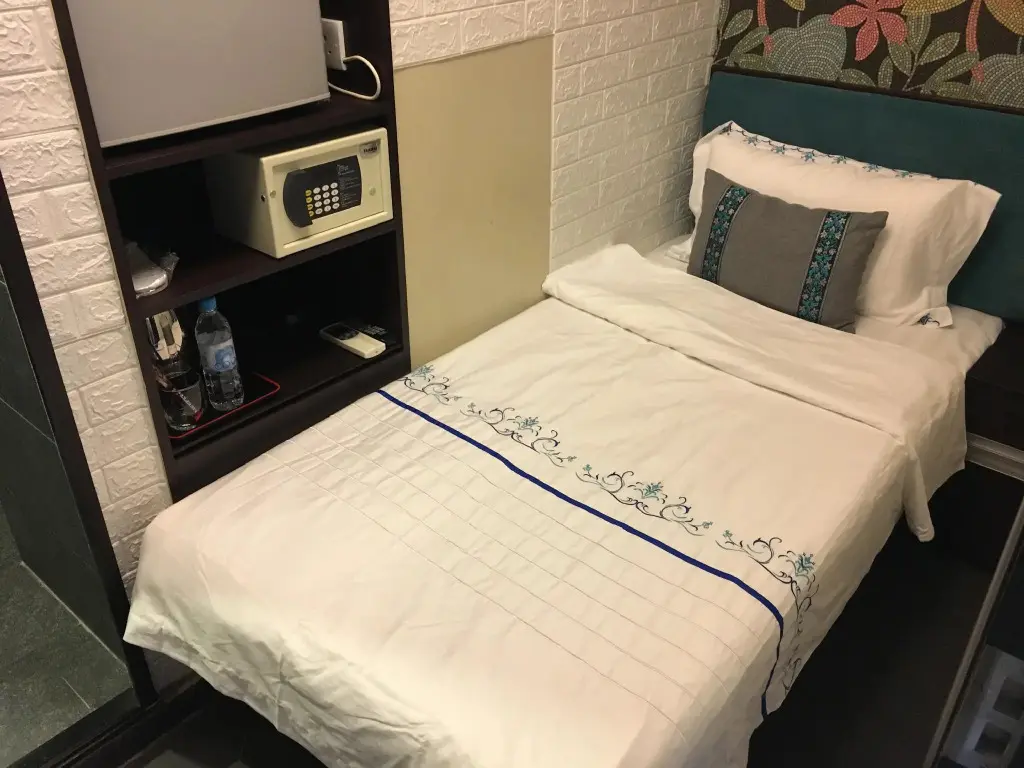 Гонконг: Seasons Hotel - Tsim sha tsui
