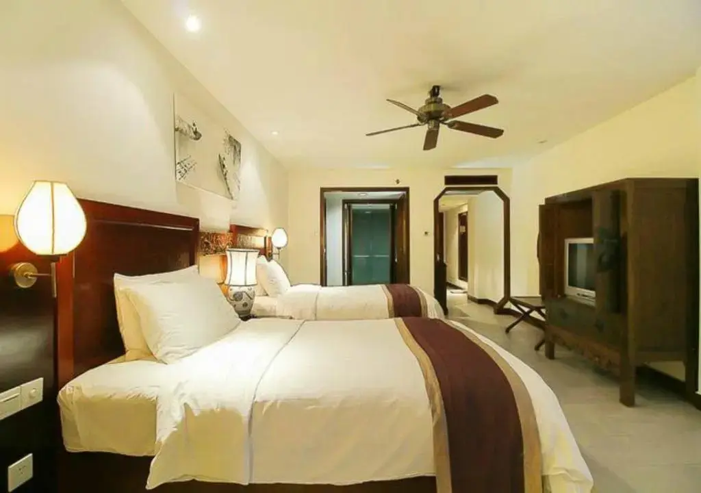 Ронгшан: The Shores Resort & Spa Hainan West