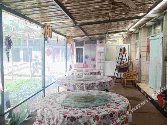 Пекин: Beijing Bailihualang Shanshuijian Farmstay