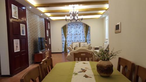 Гуйян: Guiyang Tanxiguxiyuan Apartment