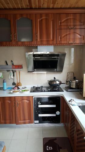 Гуйян: Guiyang Tanxiguxiyuan Apartment