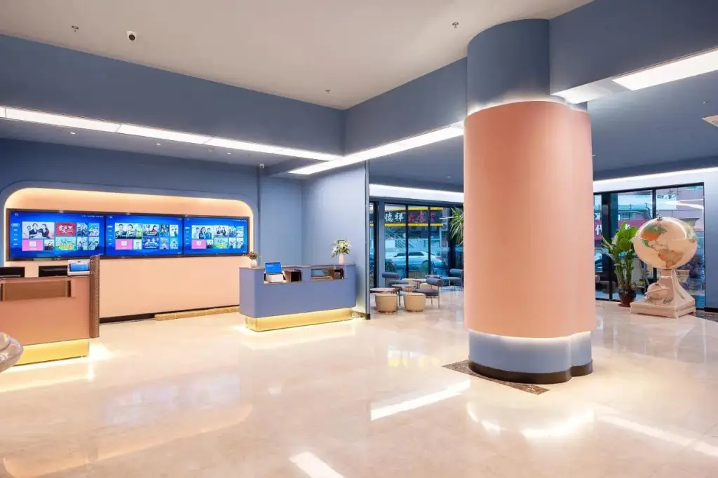 Шанхай: Hanting Express Shanghai Jinqiao Middle Yanggao Road