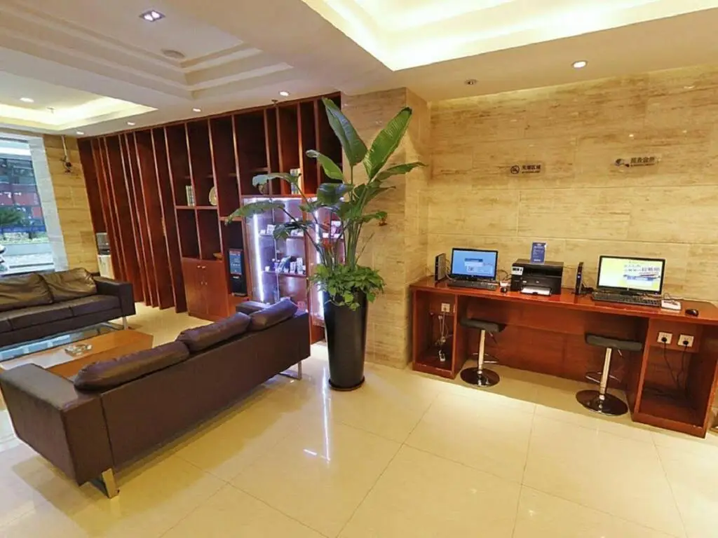Шанхай: Hanting Express Shanghai The Bund Nanjing East Road Centre Branch