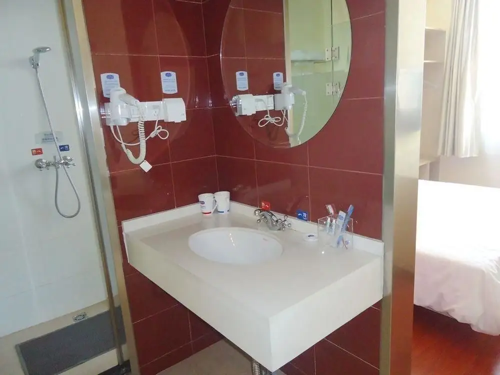 Hanting Express Hotel Taizhou Wanda Square — фото 1