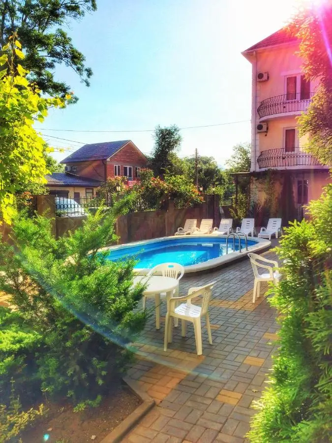 Архипо-Осиповка: Zolotoy Kashtan Guest House