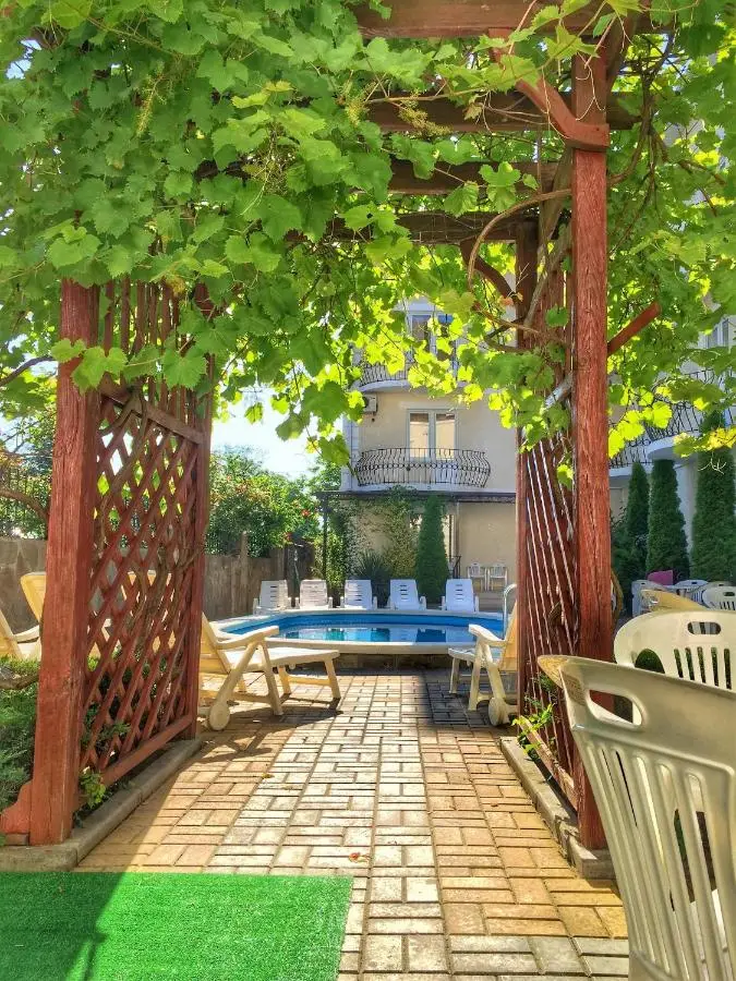 Архипо-Осиповка: Zolotoy Kashtan Guest House