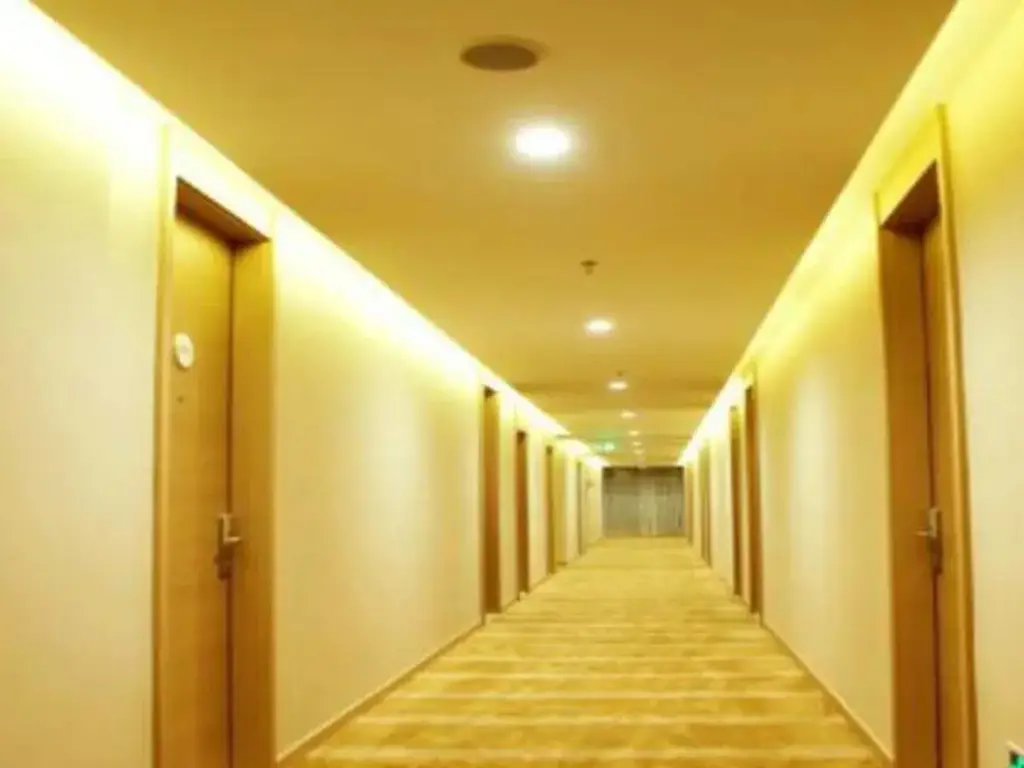 Цзясинь: Ji Haining S.Haichang