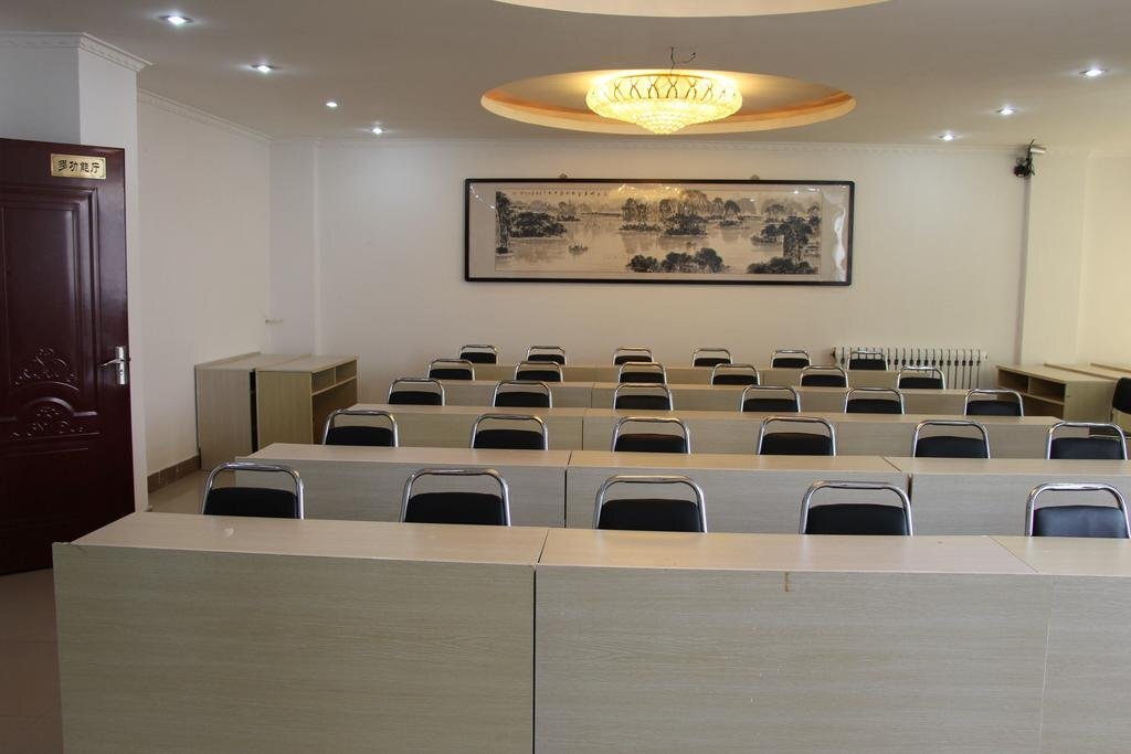 Циндао: Qingdao Ri Yue Ju Hotel