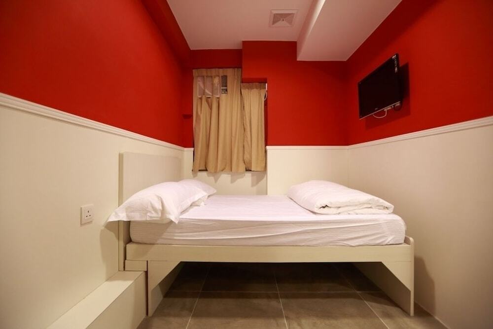 Гонконг: ColorZ Hostel
