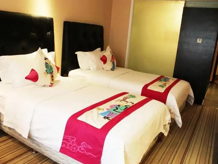 Чэнду: Minshan Ane Grand Hotel