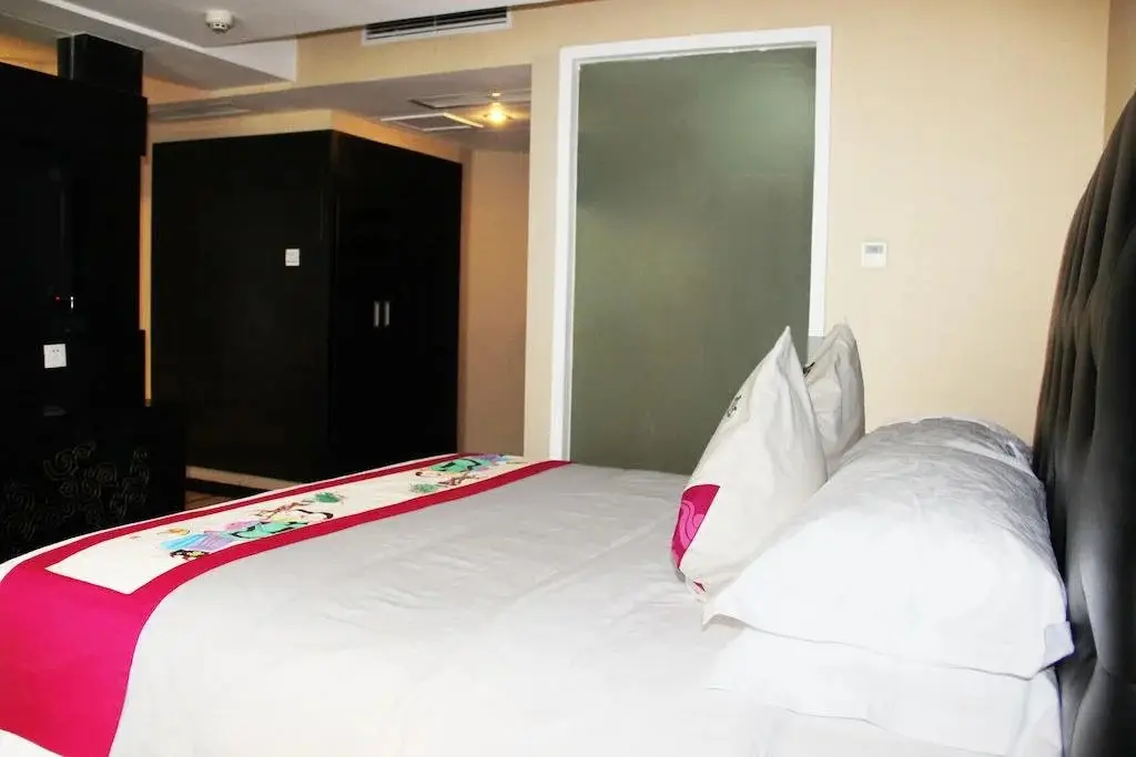 Чэнду: Minshan Ane Grand Hotel