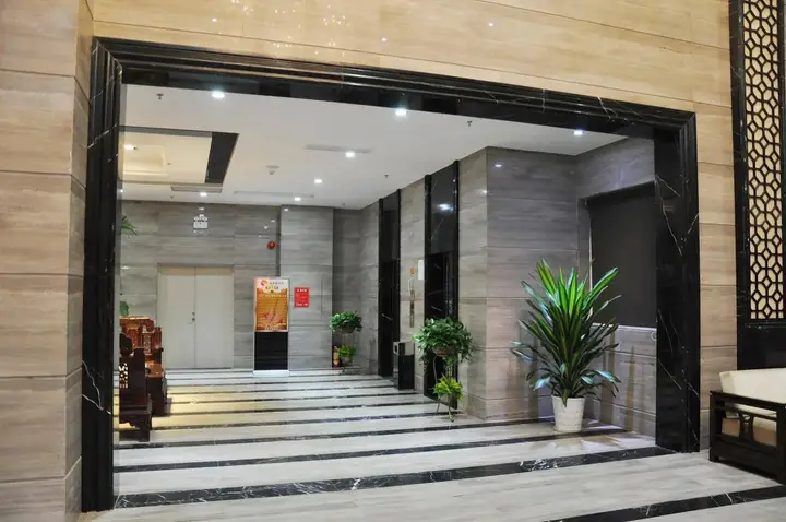 Шэньчжэнь: Campanile Hotel (Shenzhen Longcheng Plaza Metro Station)
