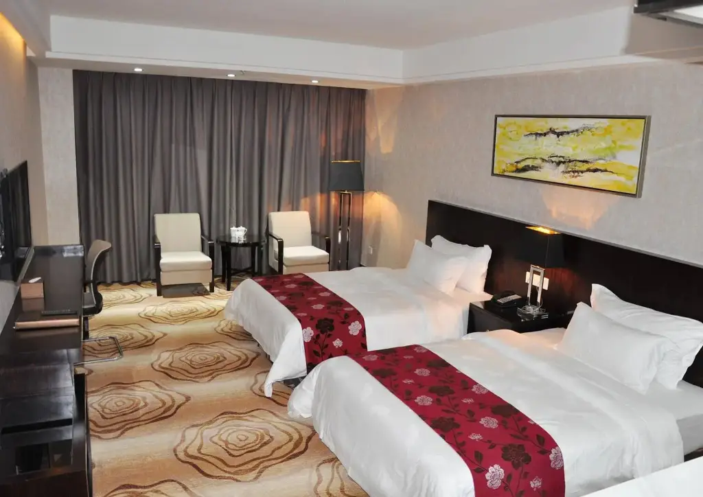 Шэньчжэнь: Campanile Hotel (Shenzhen Longcheng Plaza Metro Station)