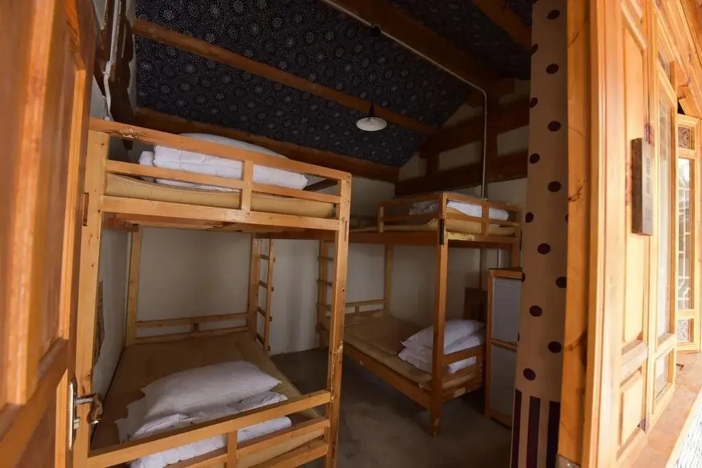 Дали: Dali Alley Youth Hostel