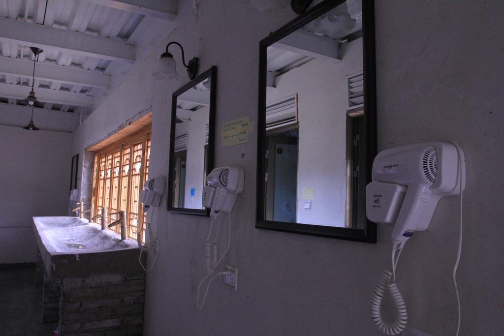 Дали: Dali Alley Youth Hostel