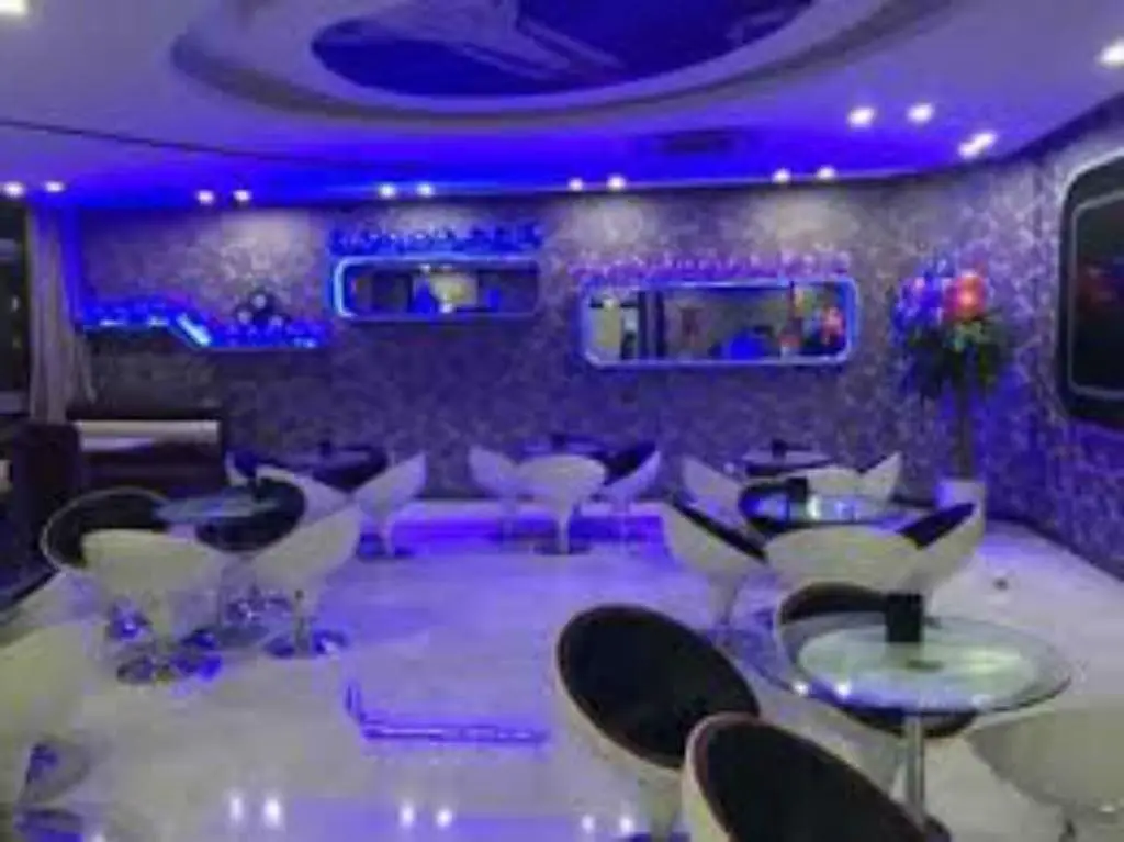 Ханчжоу: Hangzhou Space Capsule Hotel