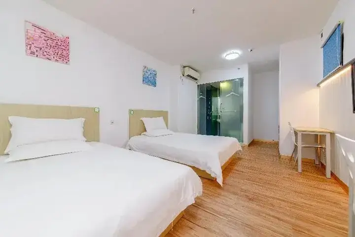 Шэньчжэнь: Hi Inn Shenzhen Exhibition Center