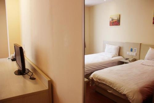 Нинбо: Hanting Hotel Ningbo Zhenhai Luotuo Residetinal District