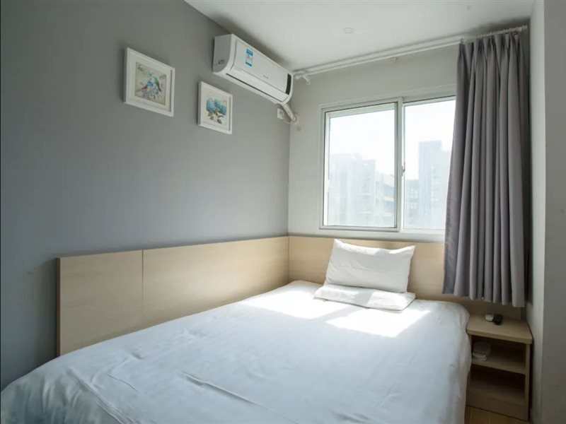 Шанхай: Hi Inn shanghai Zhizaoju Road