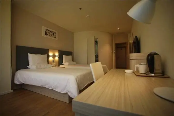 Циндао: Hanting Hotel Qingdao Jimo Heshan Road