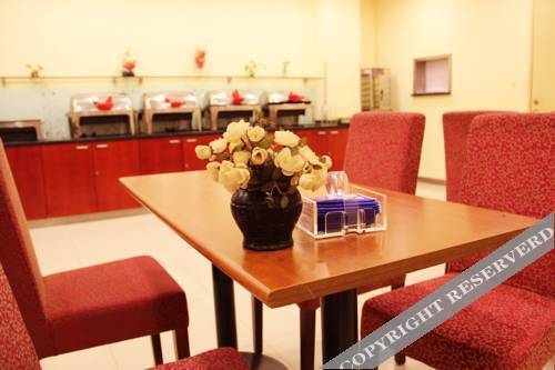 Ухань: Hanting Express Wuhan Wuhan University