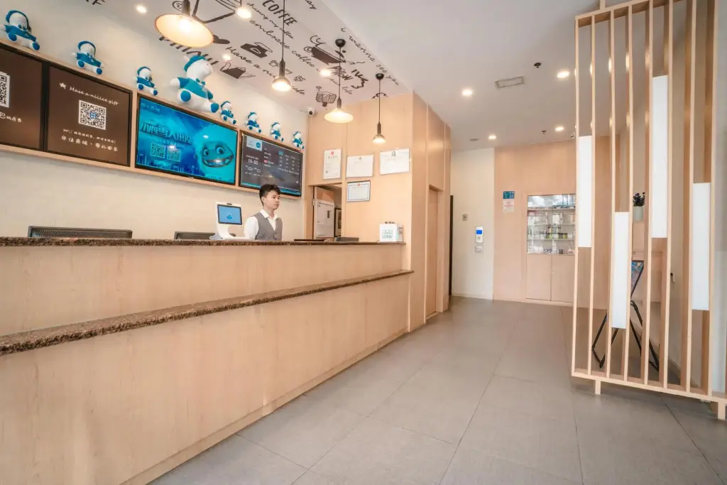 Нинбо: Hanting Express Ningbo Gaojiaoyuan district Maocheng east Rd